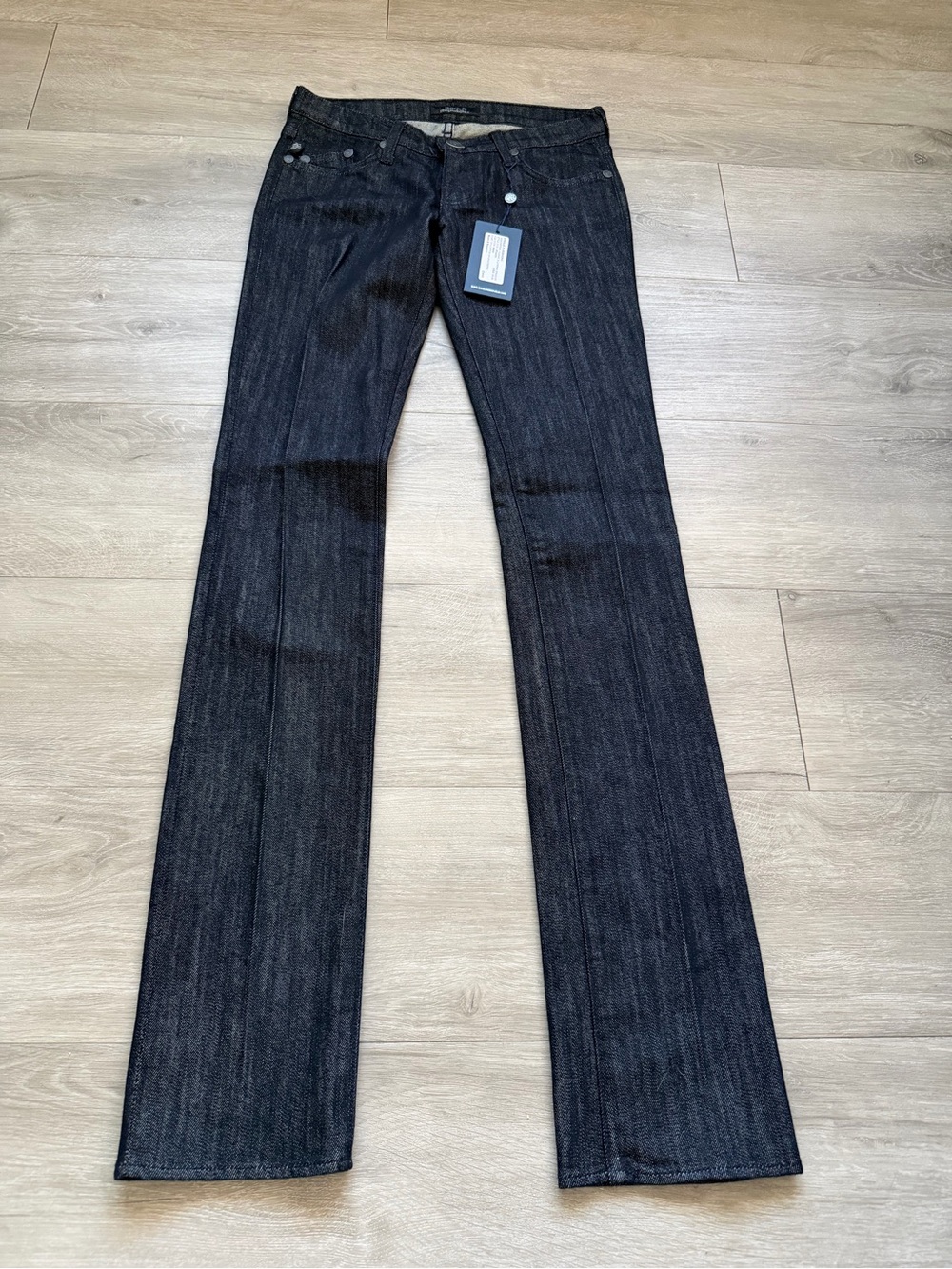 Rock & republic Stella burning 25 NWT straight